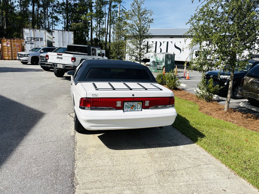 Used 1995 Mercury Cougar XR7 image 4