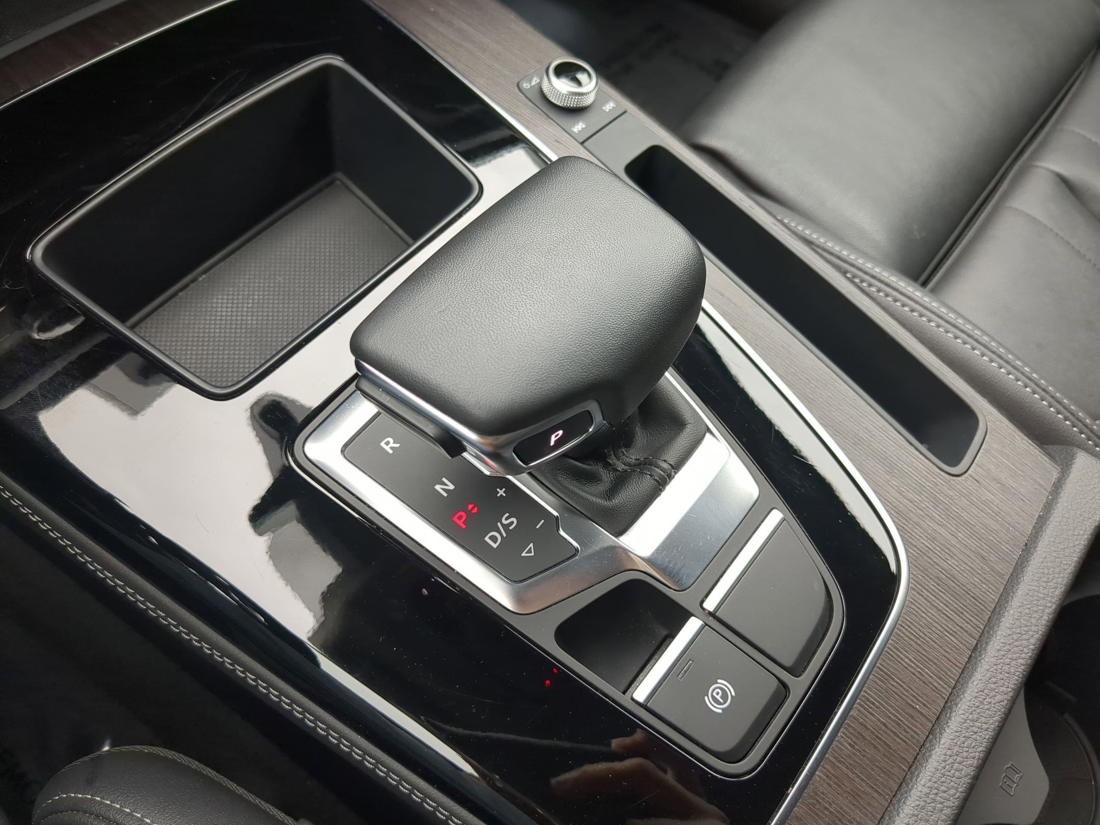 Used 2024 Audi Q5 2.0T Premium Plus image 25