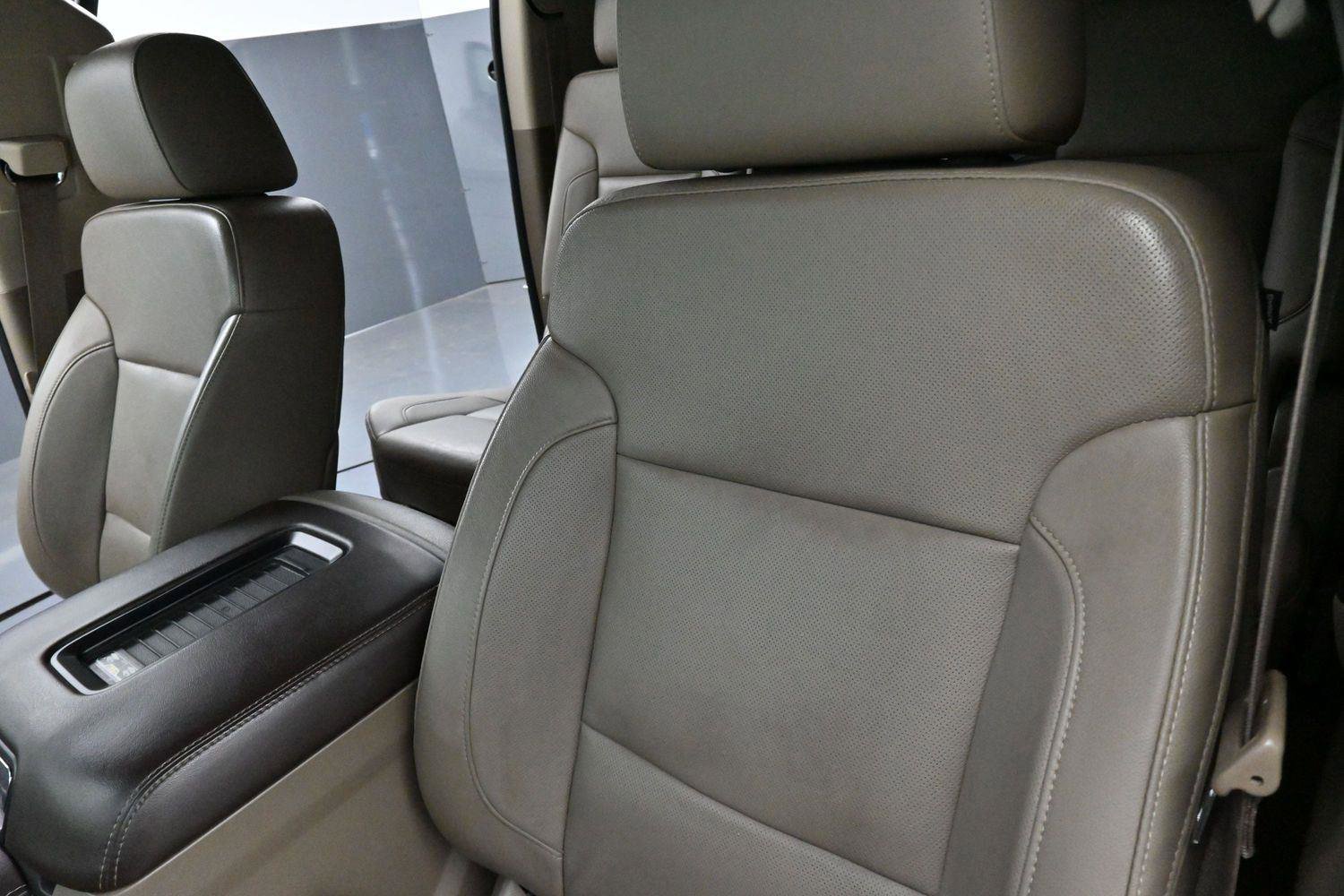 Used 2016 Chevrolet Suburban LTZ AWD/4WD image 18