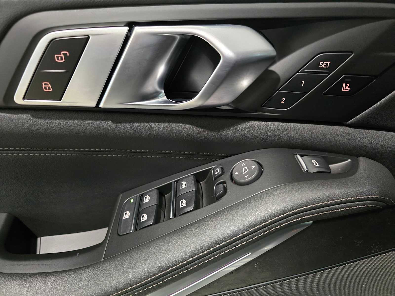 Used 2024 BMW X5 xDrive40i w/ Premium Package image 20