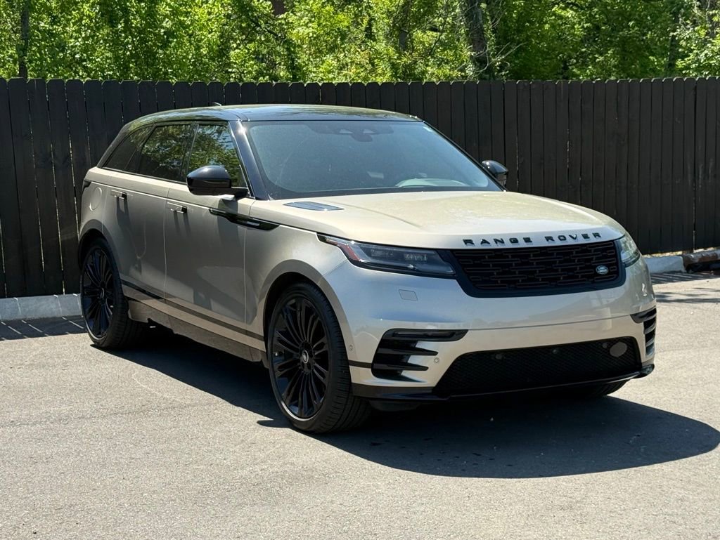 Certified 2026 Land Rover Range Rover Velar Dynamic SE AWD/4WD image 8