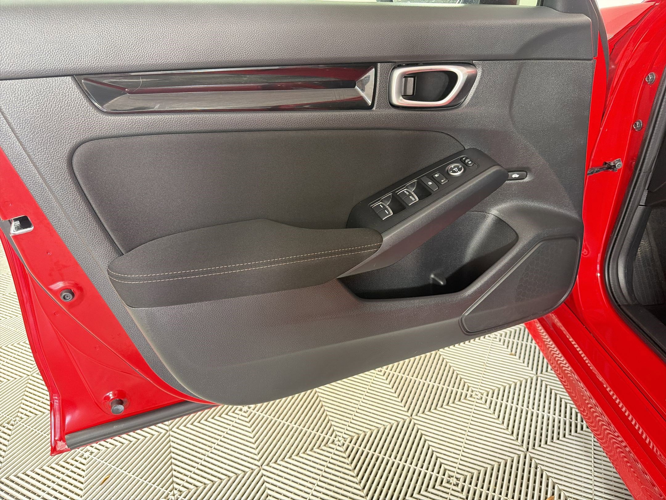 Certified 2023 Honda Civic EX image 12