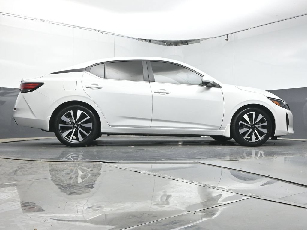 Used 2024 Nissan Sentra SV w/ SV Premium Package FWD image 38