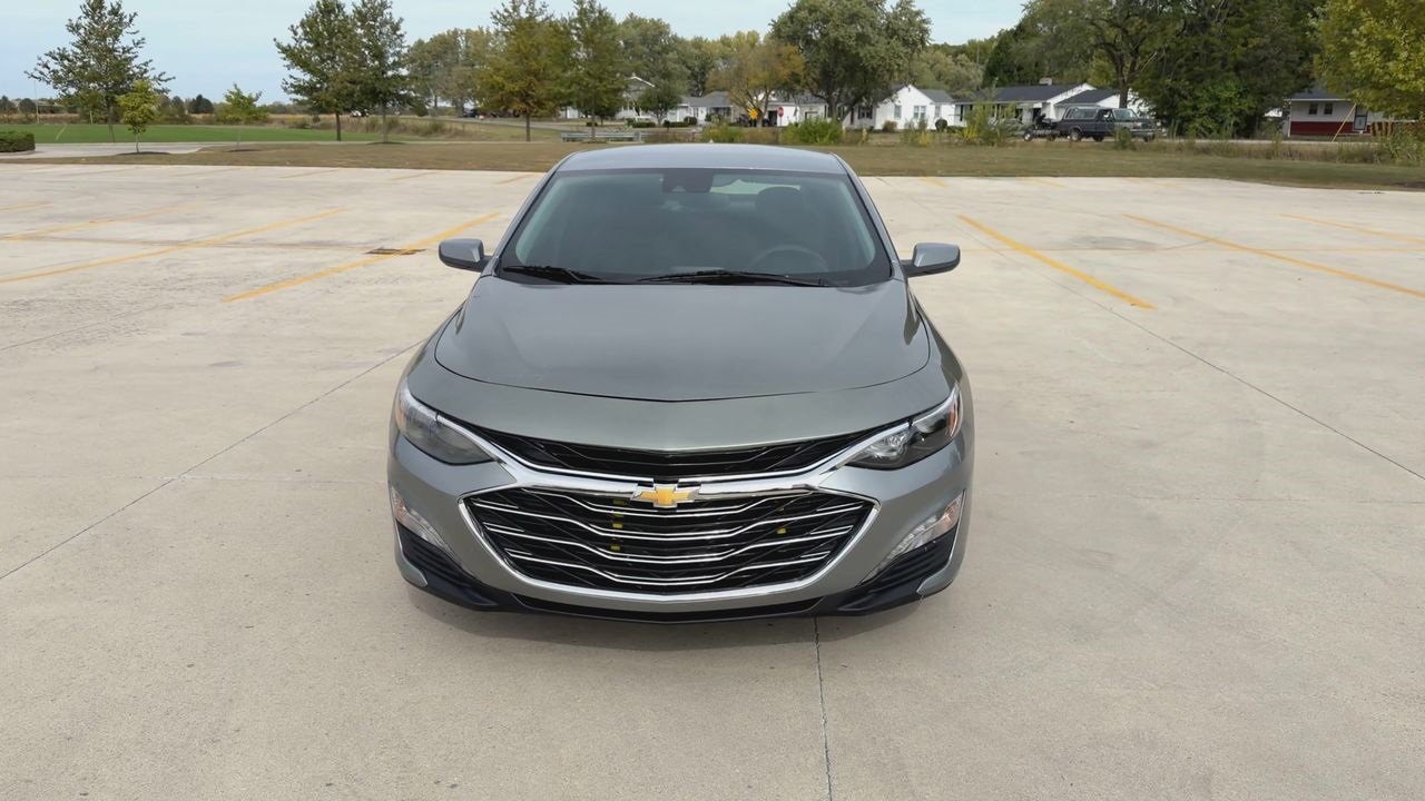 Used 2023 Chevrolet Malibu LT image 3