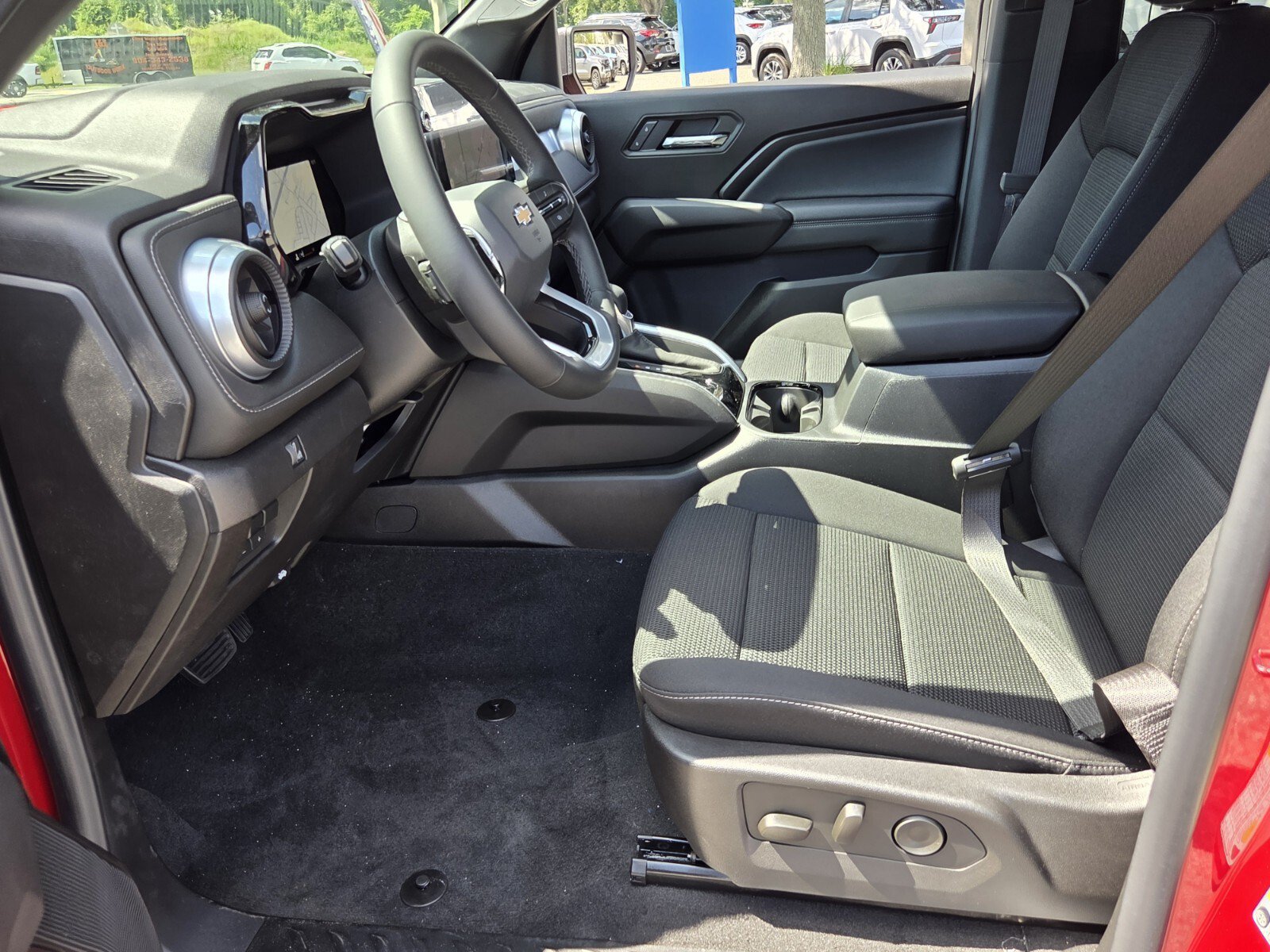 New 2026 Chevrolet Colorado LT w/ Advanced Trailering Package AWD/4WD image 14