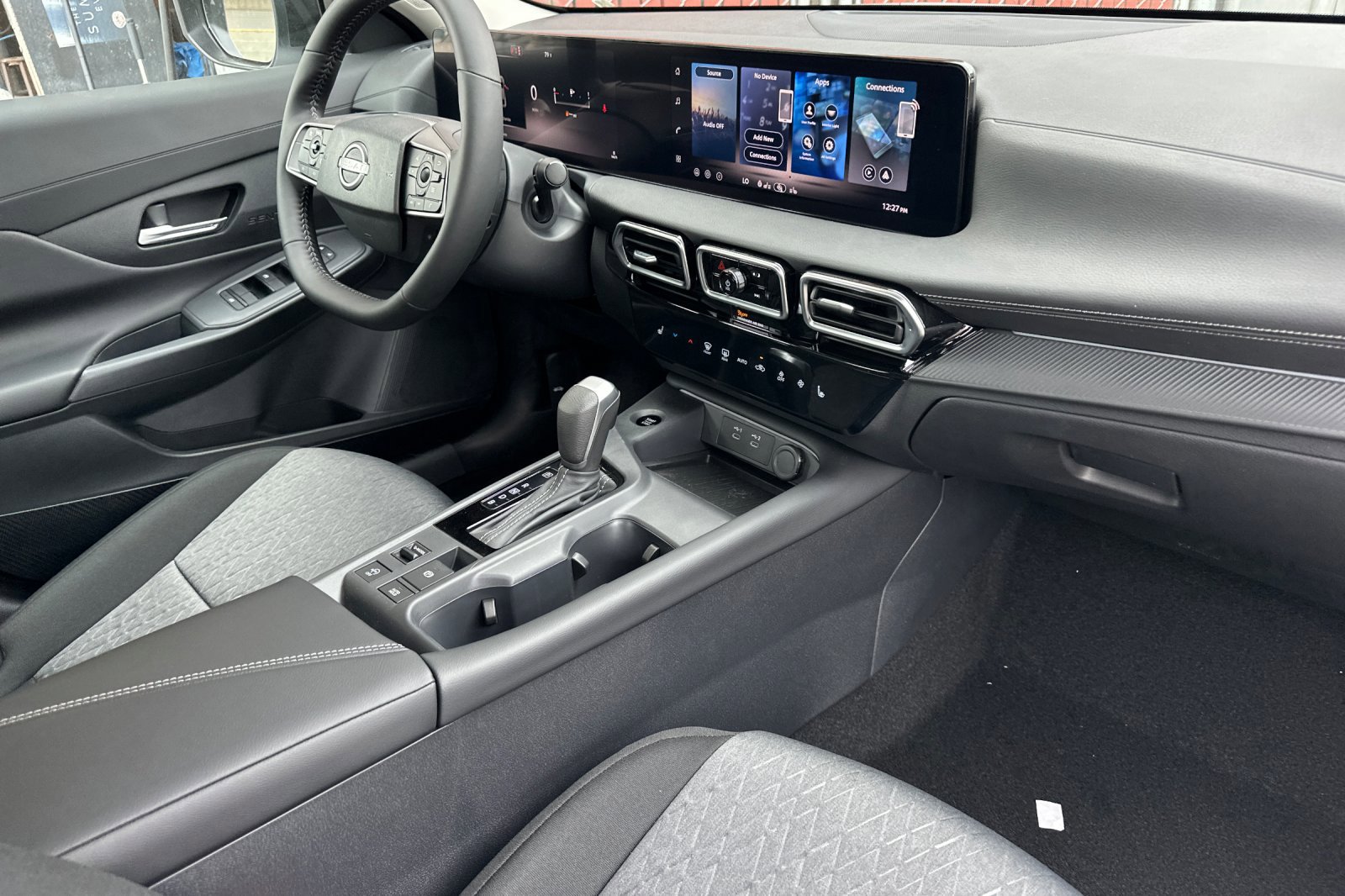 New 2026 Nissan Sentra SV w/ SV Convenience Package FWD image 15