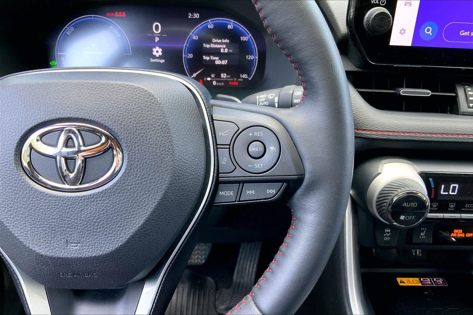 Used 2024 Toyota RAV4 XSE w/ Weather Package AWD/4WD image 25