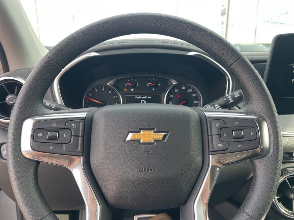 New 2026 Chevrolet Blazer LT w/ Convenience Package AWD/4WD image 14