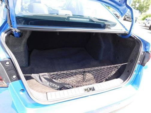Used 2024 Nissan Versa SR w/ Trunk Package FWD image 10
