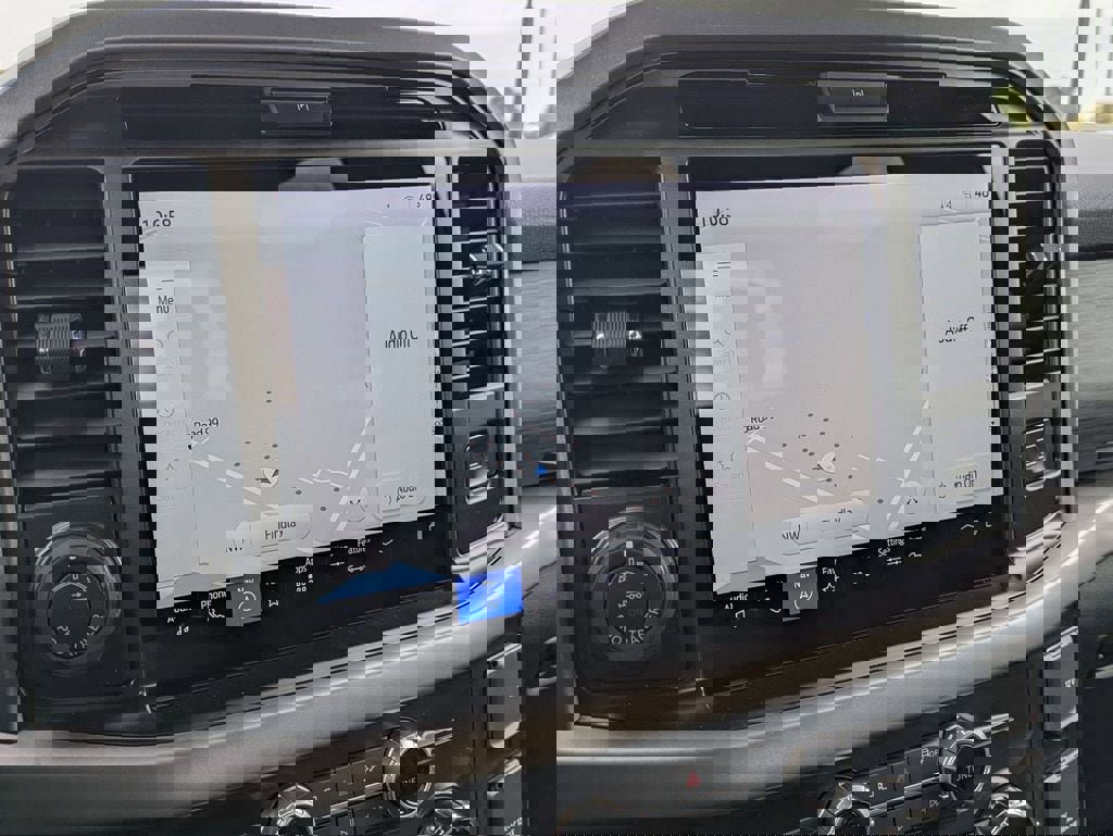 New 2025 Ford F150 XLT w/ Equipment Group 302A MID image 15