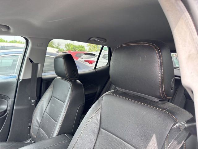 Used 2020 GMC Terrain SLT w/ Preferred Package FWD image 16