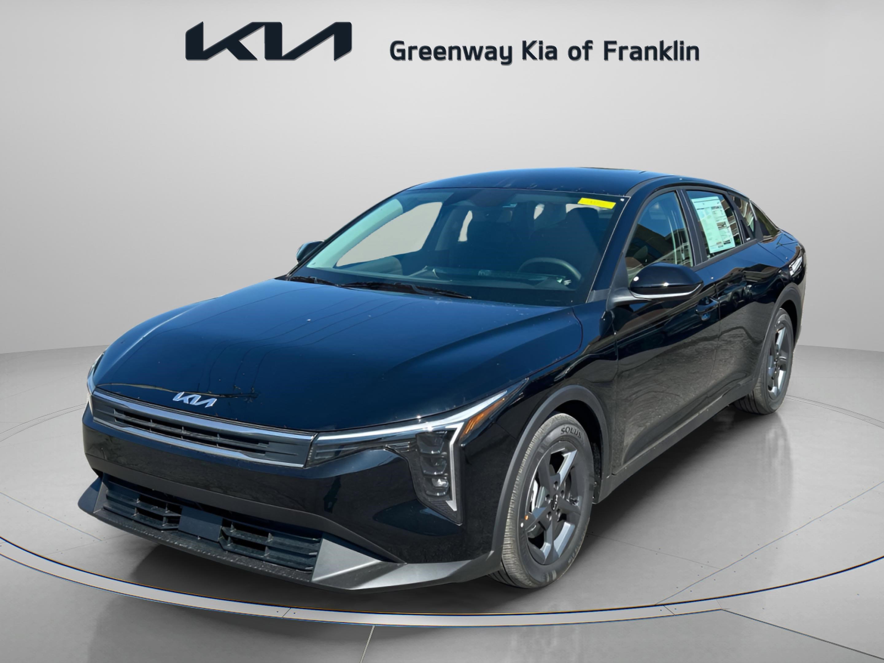 New 2025 Kia K4 LXS image 3