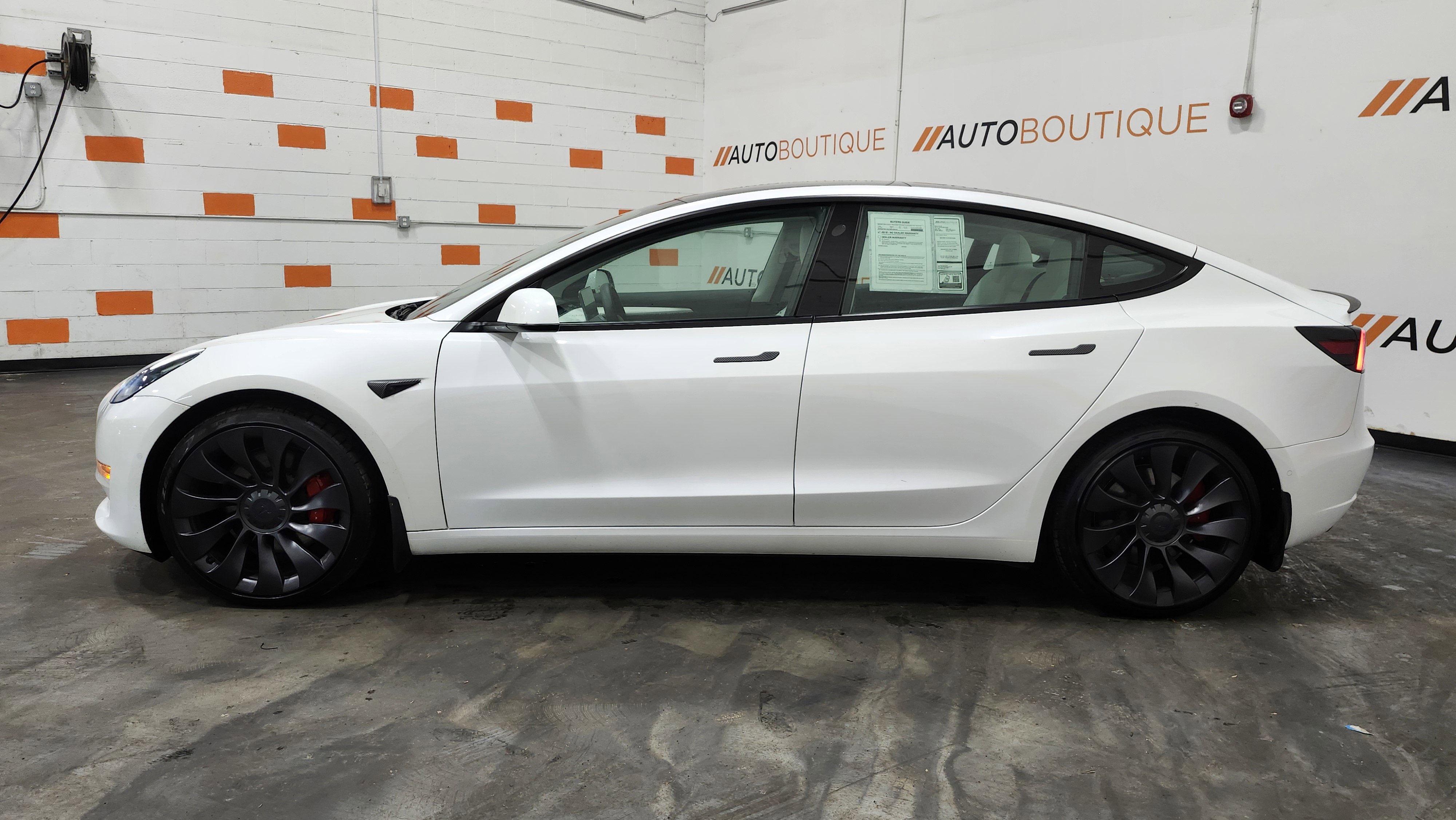 Used 2021 Tesla Model 3 Performance image 13