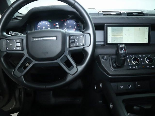 Certified 2024 Land Rover Defender 110 X-Dynamic SE image 15