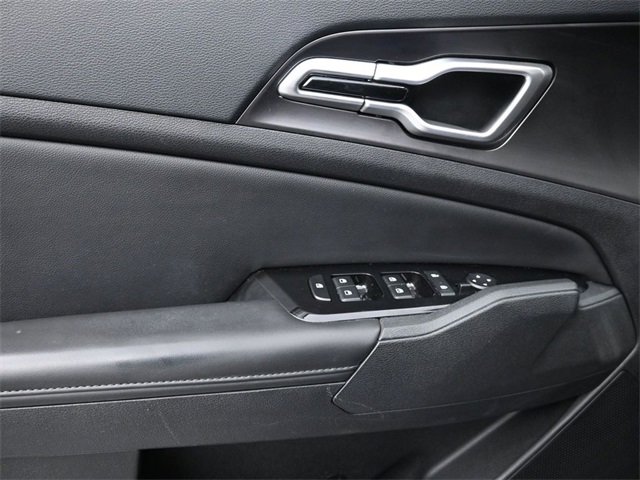 Used 2023 Kia Sportage EX image 23