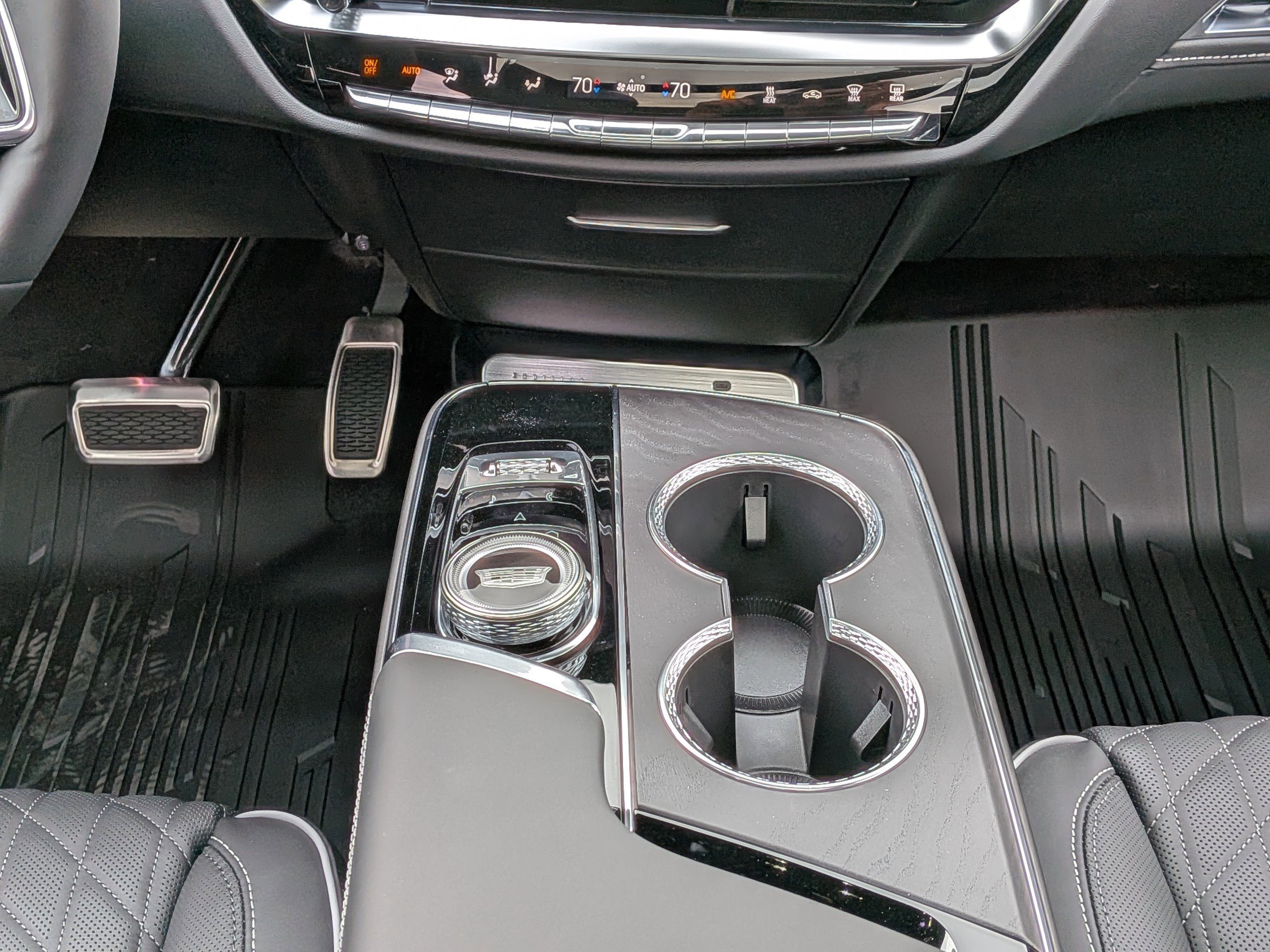 New 2026 Cadillac Lyriq V w/ LPO, Floor Liner Package image 13