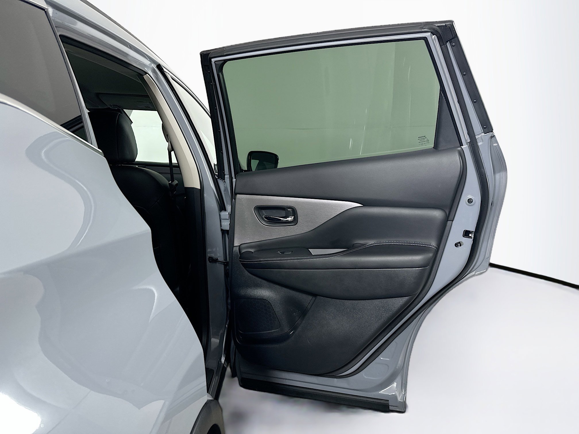 Used 2024 Nissan Murano SV w/ SV Midnight Edition Package image 28