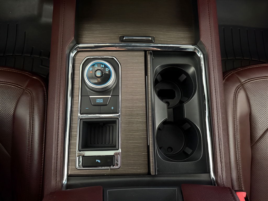 Used 2023 Ford Expedition Limited RWD image 20