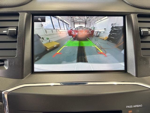 Used 2015 Lincoln MKS AWD w/ Equipment Group 101A image 18