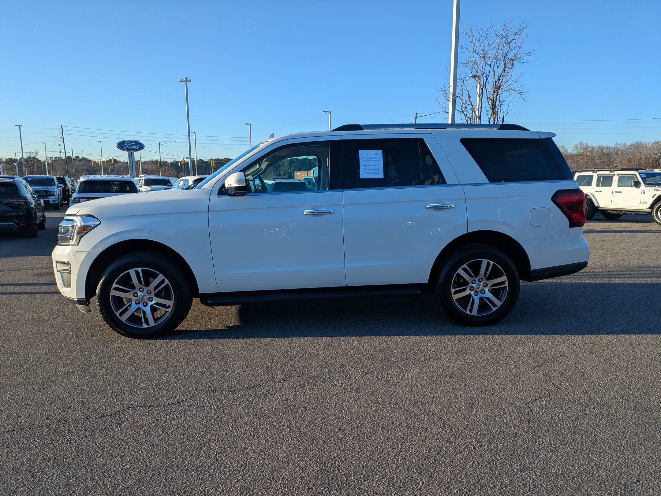 Certified 2024 Ford Expedition Limited image 7
