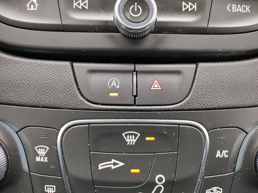 Used 2022 Chevrolet Malibu RS image 20