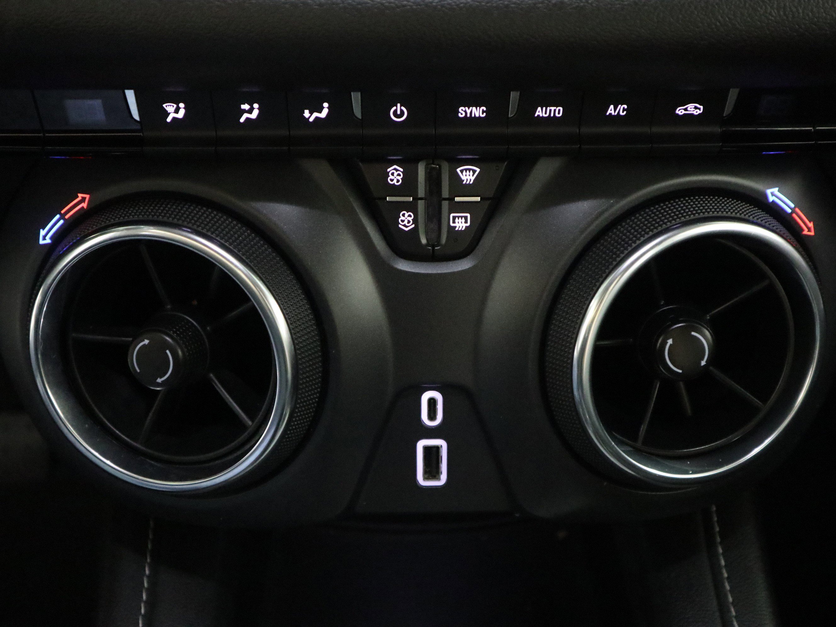 Used 2023 Chevrolet Blazer LT image 26