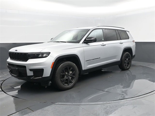Used 2024 Jeep Grand Cherokee L Laredo