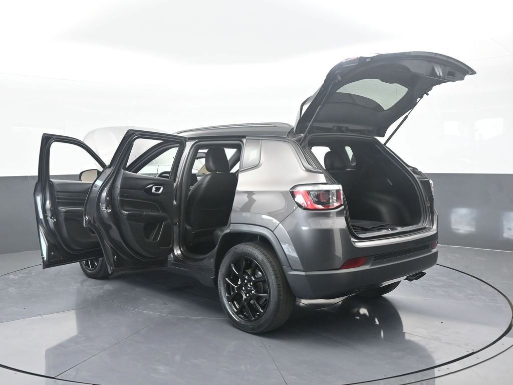 Used 2022 Jeep Compass Altitude image 71