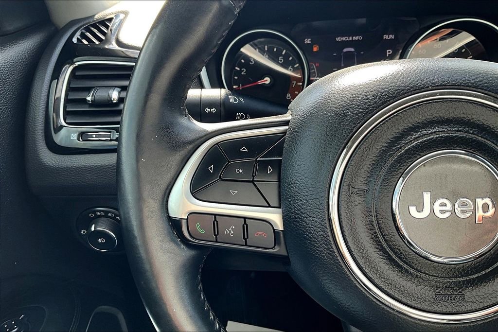 Used 2018 Jeep Compass Latitude w/ Popular Equipment Group image 19