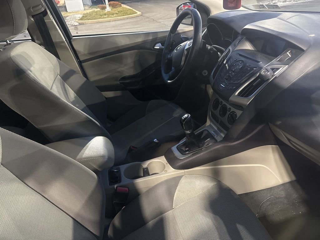 Used 2014 Ford Focus SE image 6