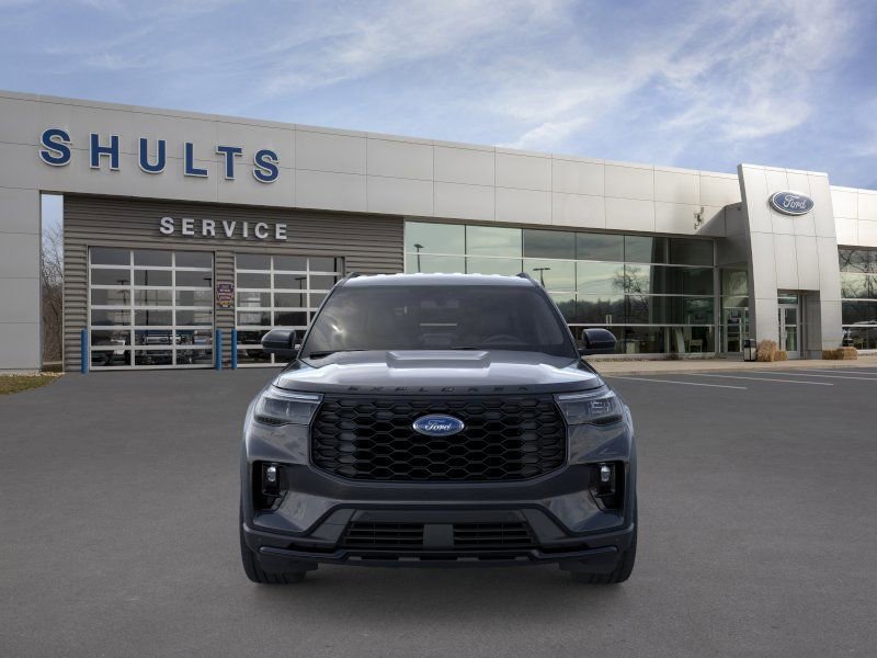New 2026 Ford Explorer ST-Line w/ ST-Line Street Pack AWD/4WD image 6