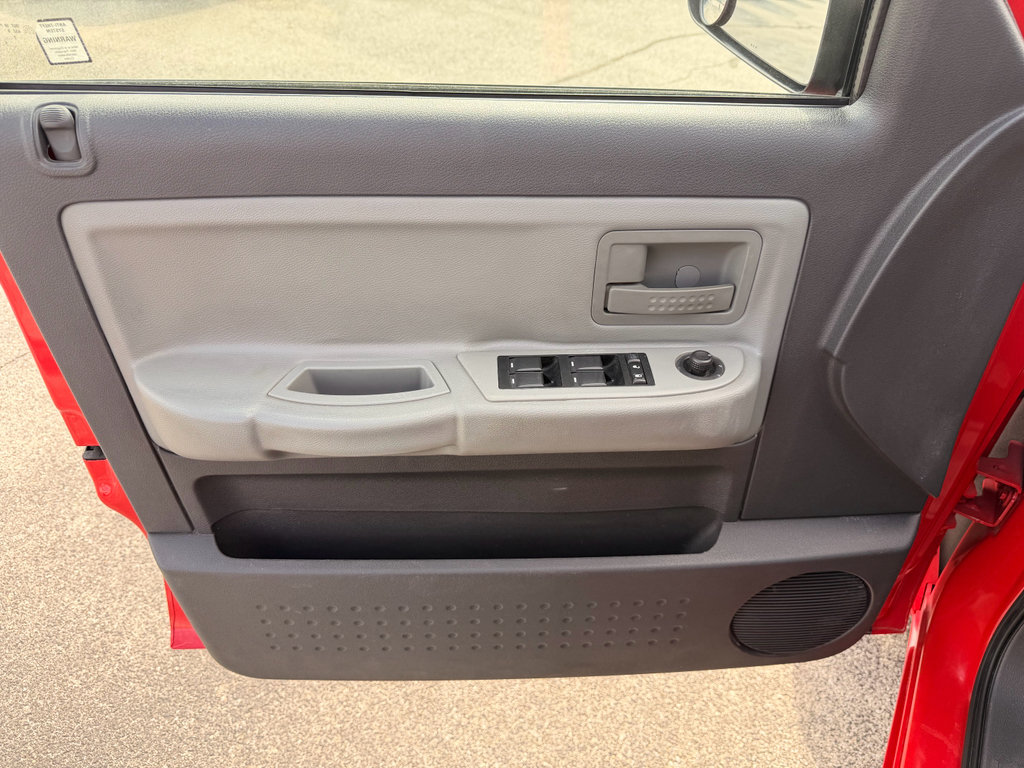 Used 2008 Dodge Dakota SXT AWD/4WD image 11