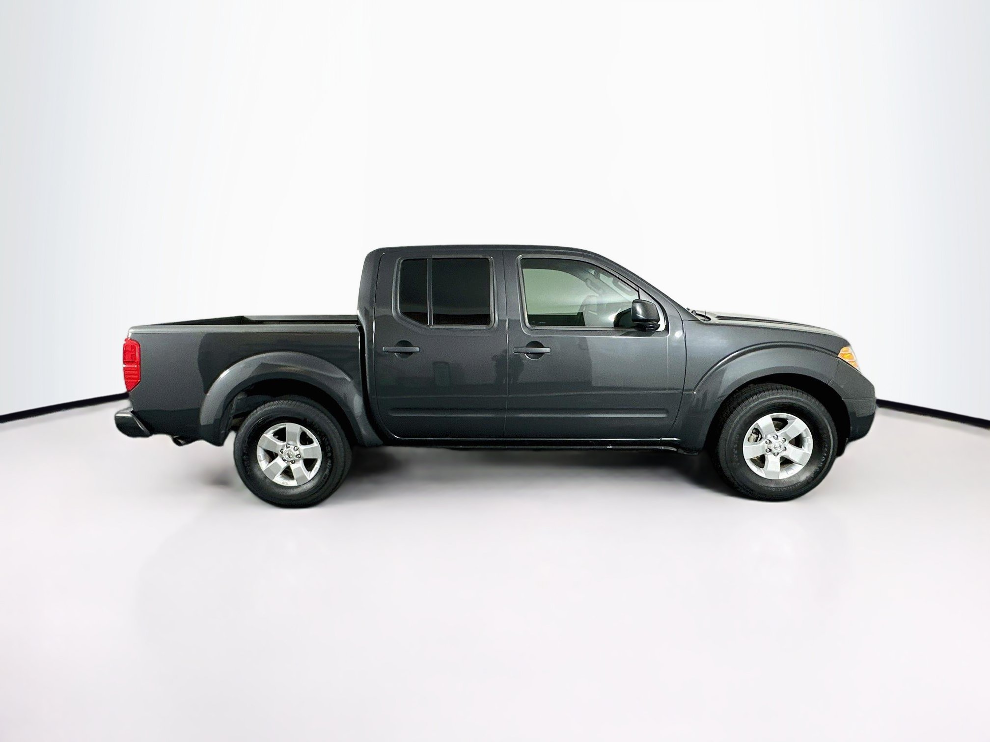Used 2012 Nissan Frontier SV RWD image 10