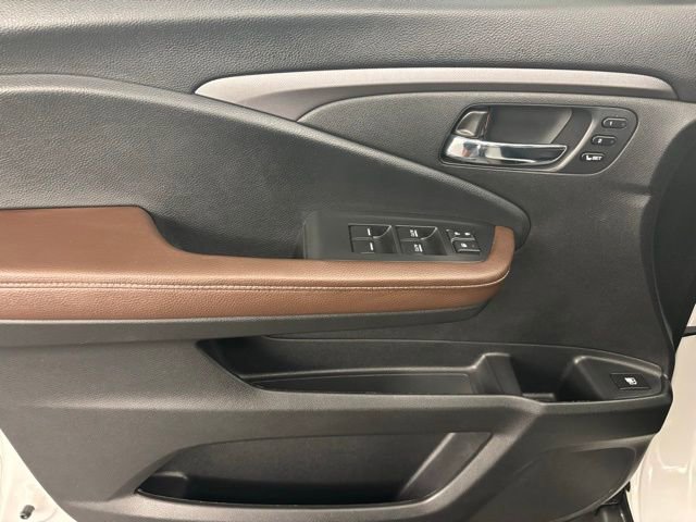Certified 2025 Honda Ridgeline RTL image 19