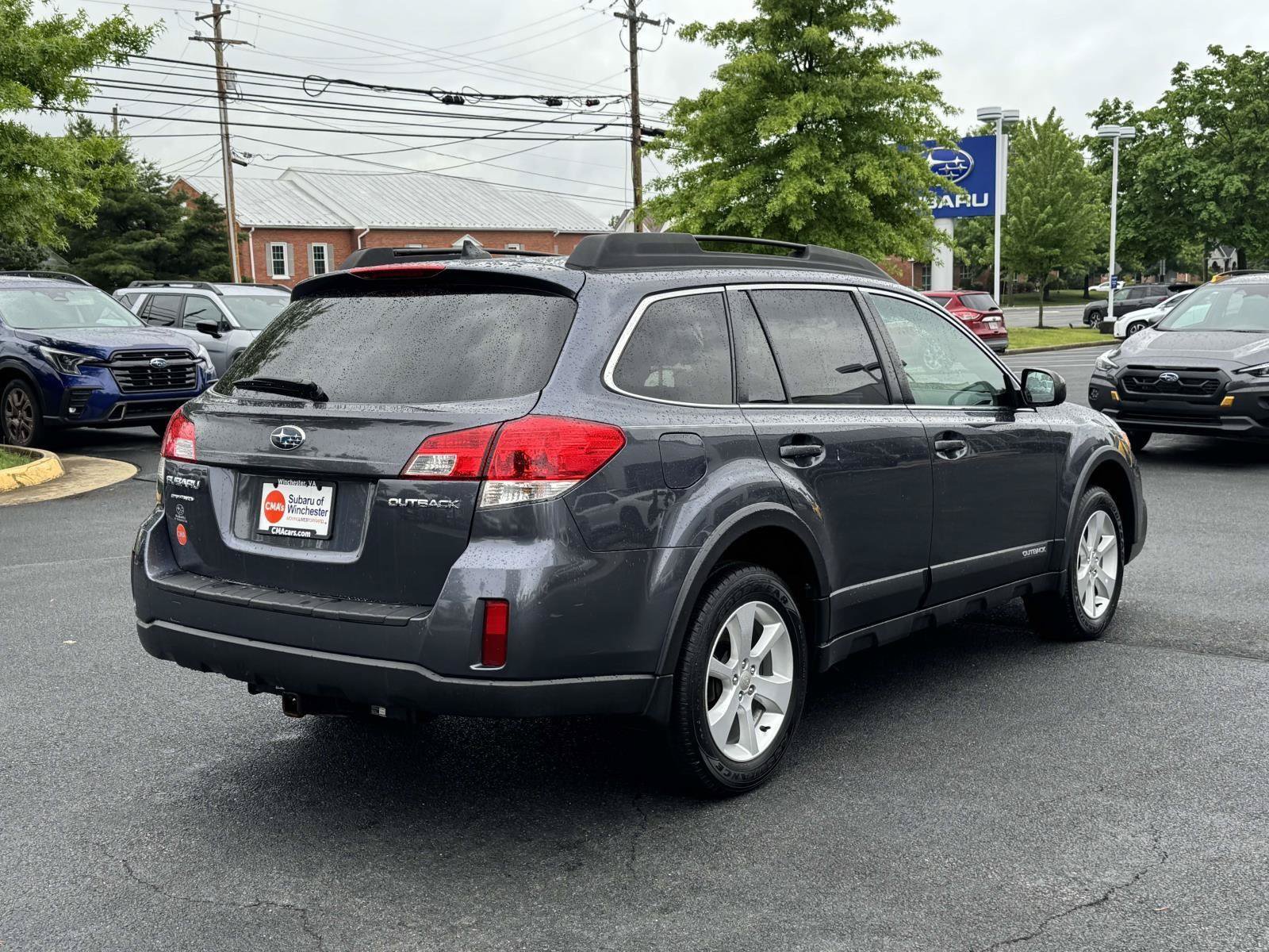 Used 2014 Subaru Outback 2.5i Premium w/ Popular Package #2 AWD/4WD image 2