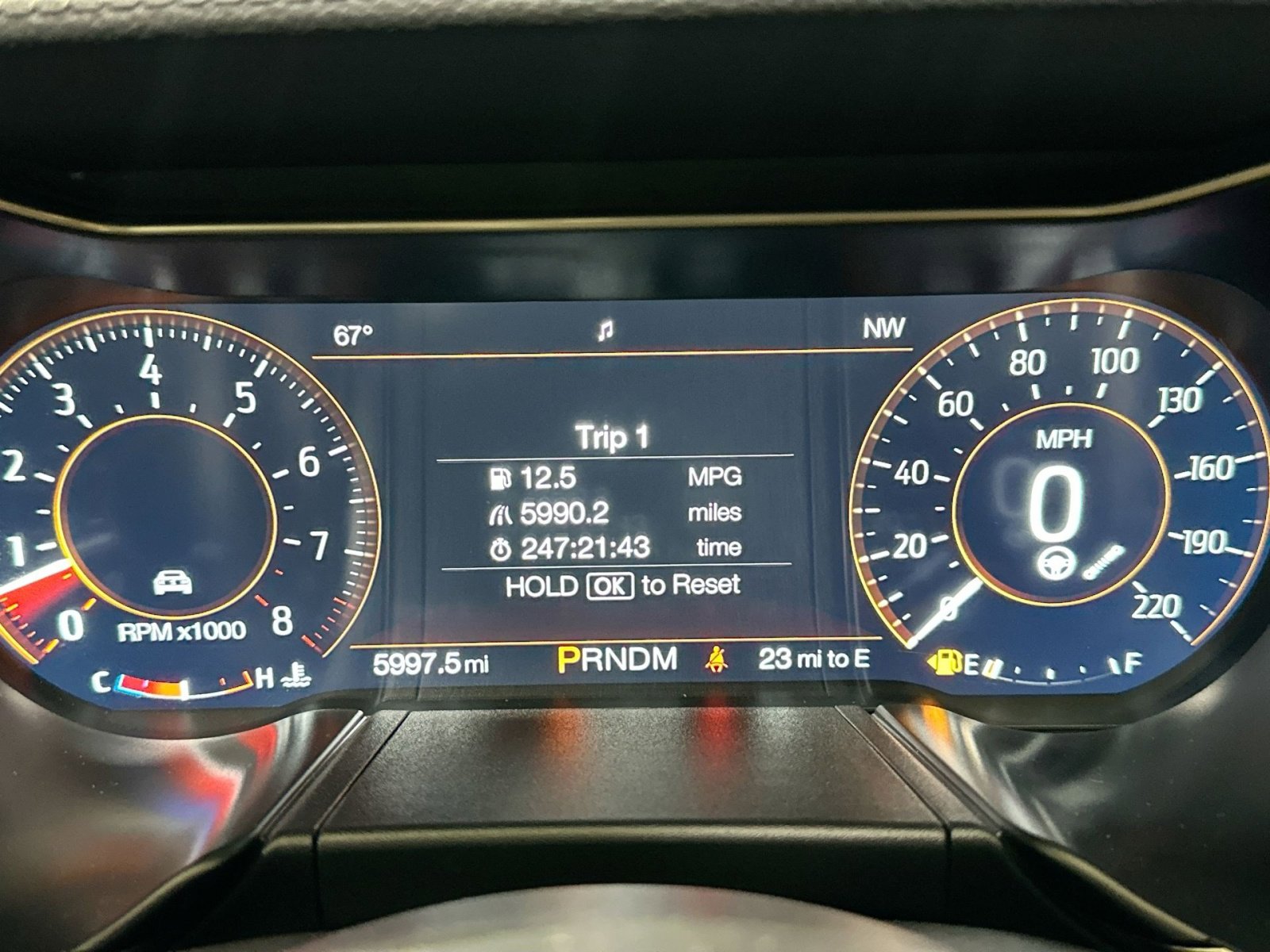 Used 2022 Ford Mustang Shelby GT500 w/ Technology Package image 23