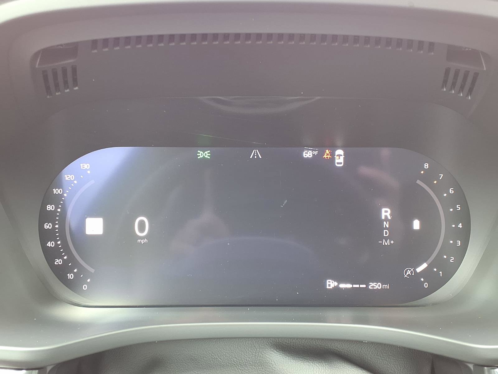 Certified 2024 Volvo XC60 B5 Plus w/ Climate Package image 30