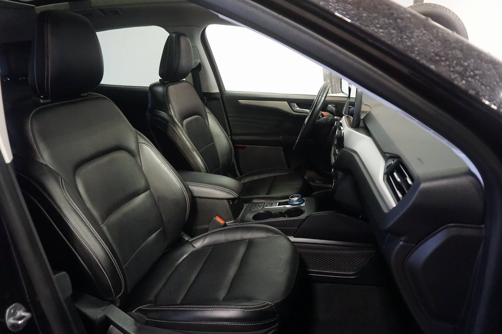 Used 2022 Ford Escape SEL w/ Technology Package image 28