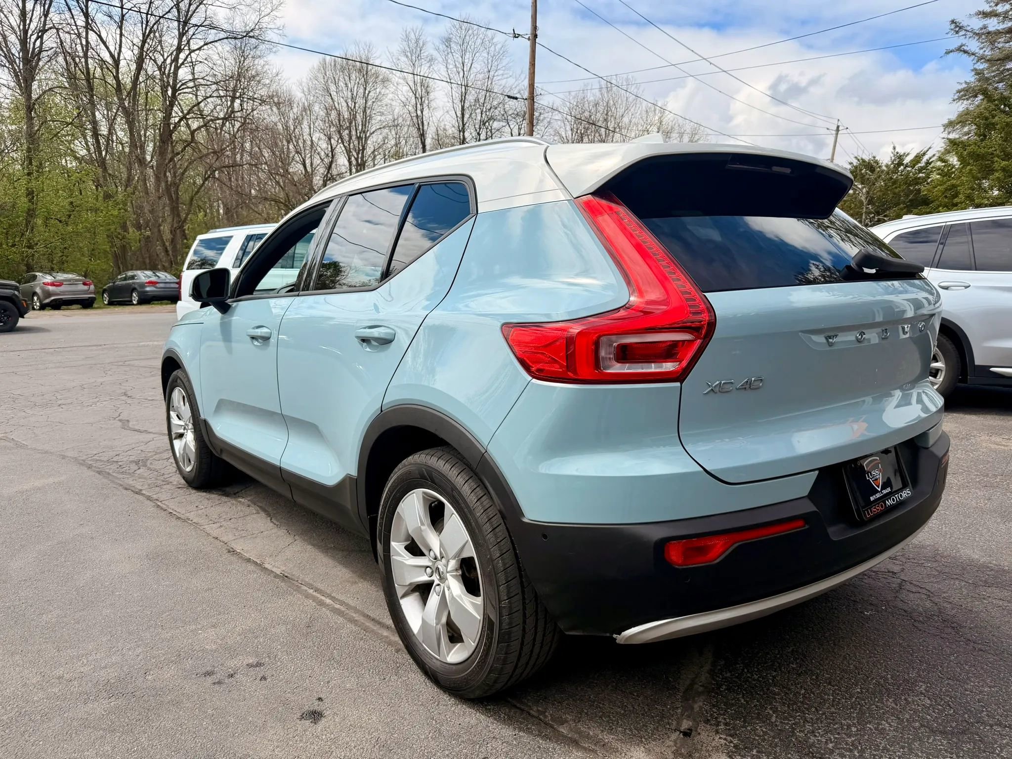 Used 2019 Volvo XC40 T5 Momentum AWD/4WD image 4