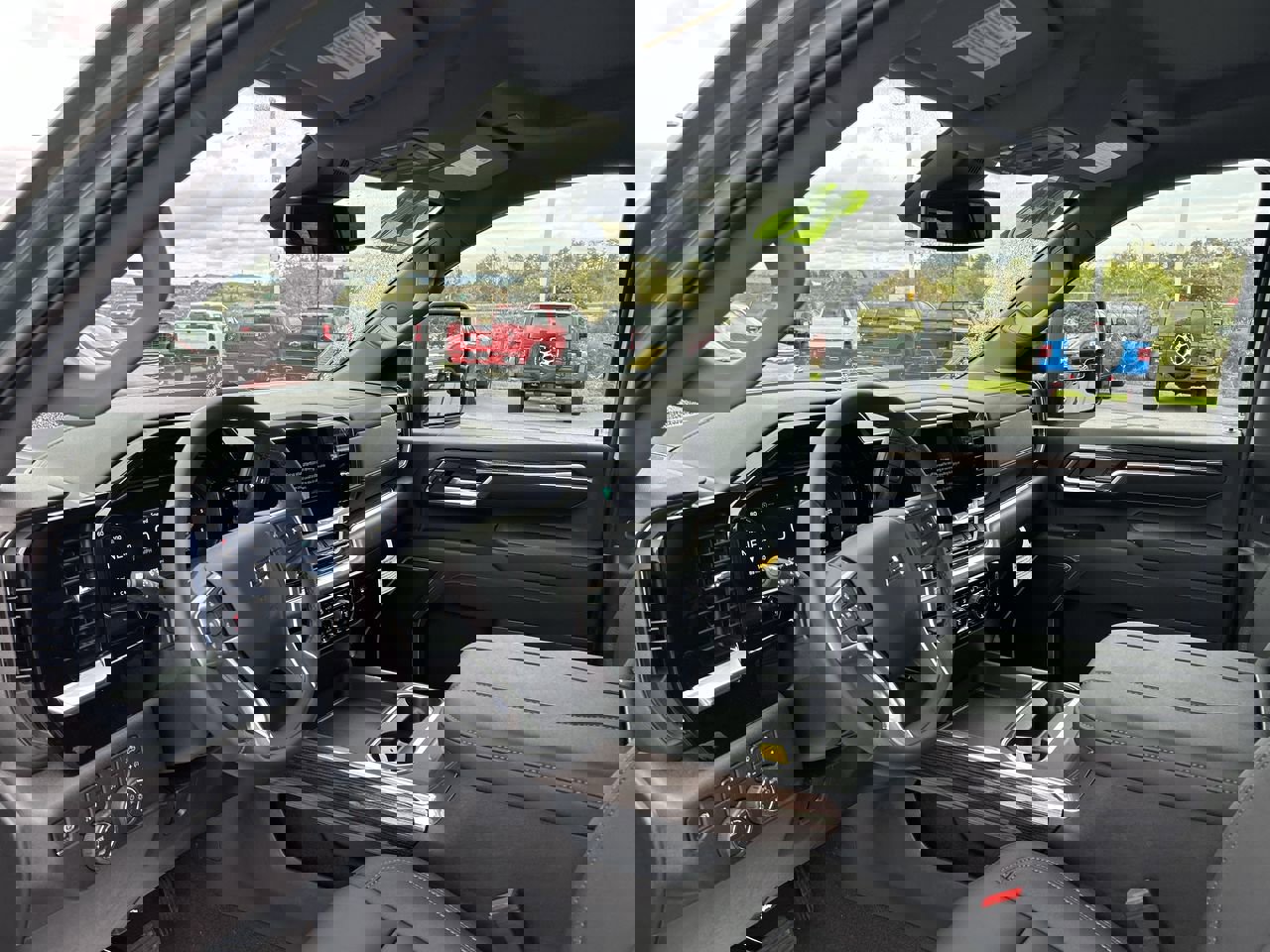 Used 2026 Chevrolet Silverado 3500 LT w/ Trail Boss Package image 23