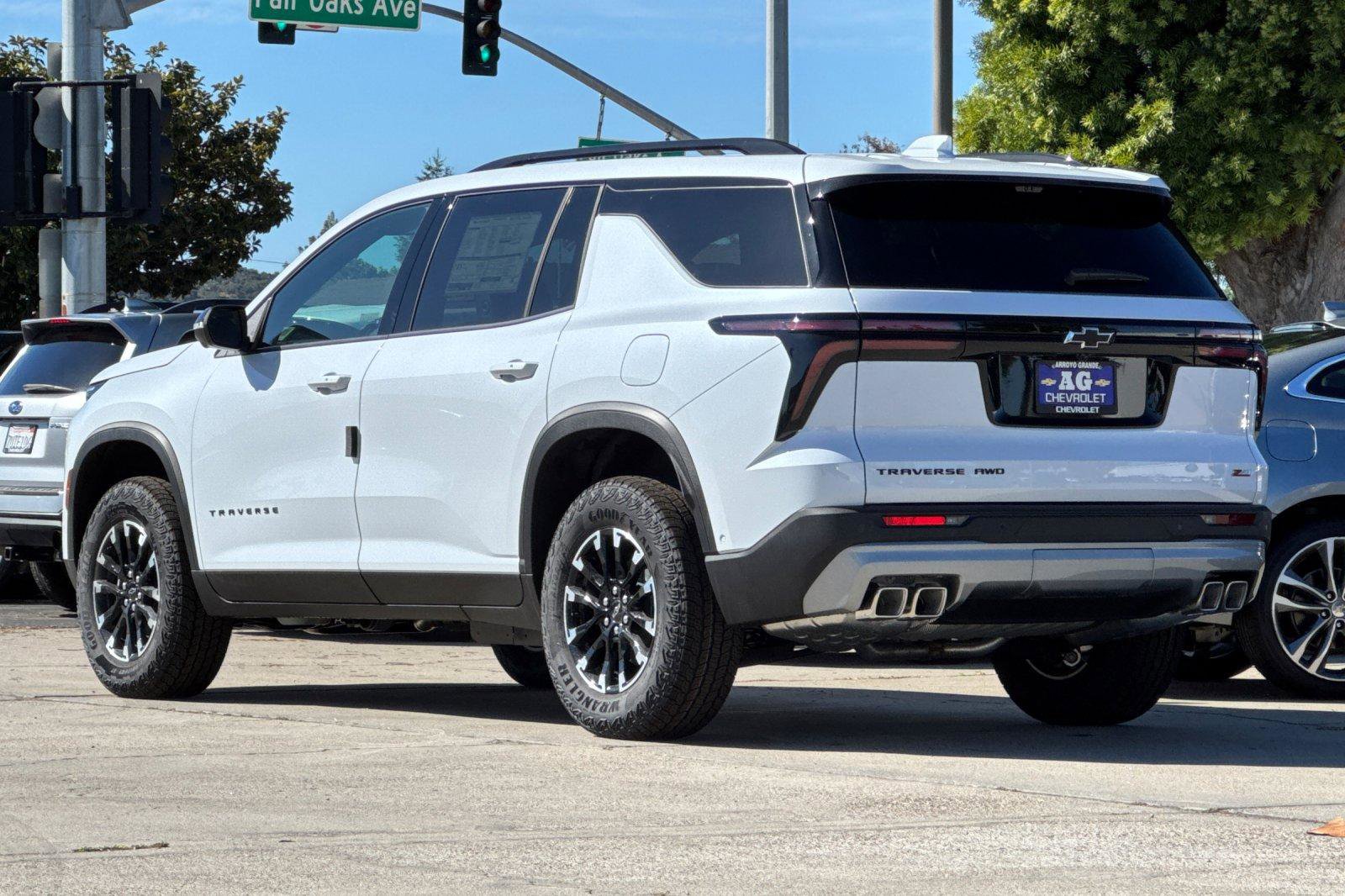 New 2026 Chevrolet Traverse Z71 AWD/4WD image 8