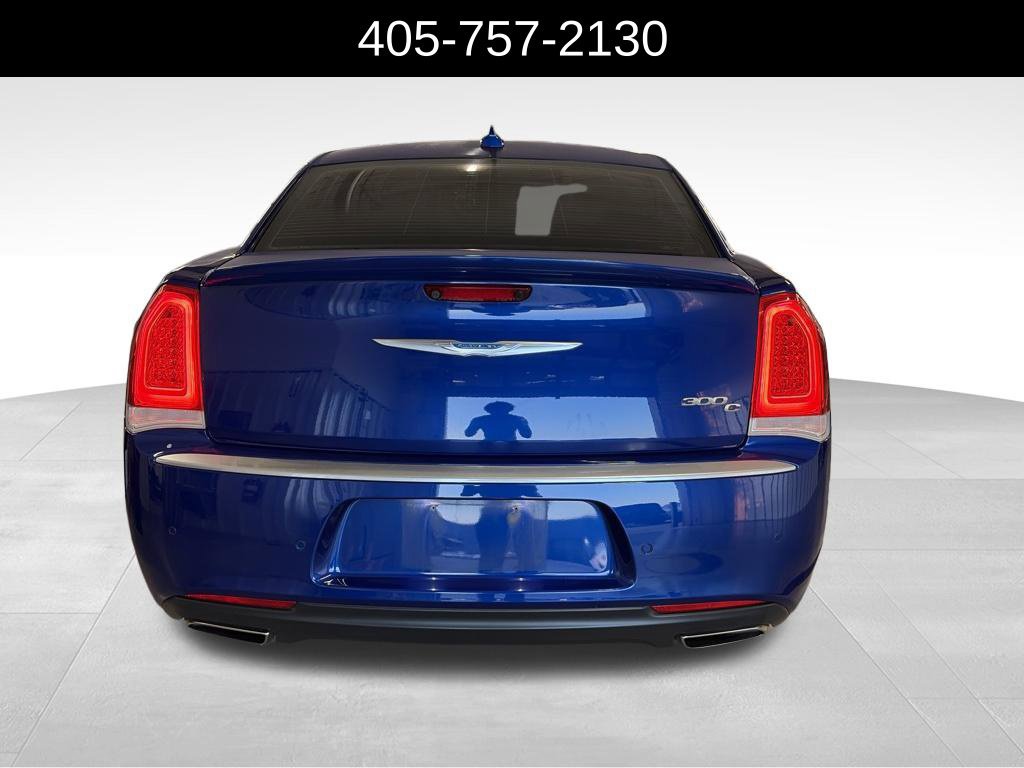 Used 2020 Chrysler 300 C w/ Sun, Sound & Nav Package RWD image 11