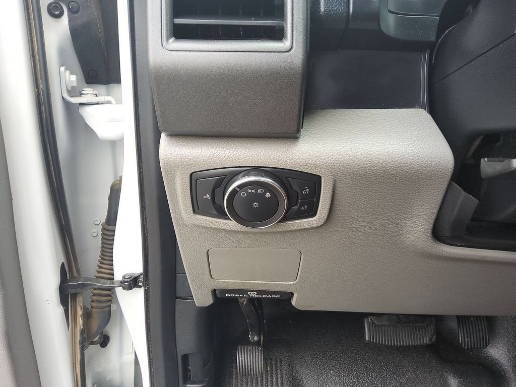 Used 2018 Ford F450 XL w/ XL Value Package RWD image 8