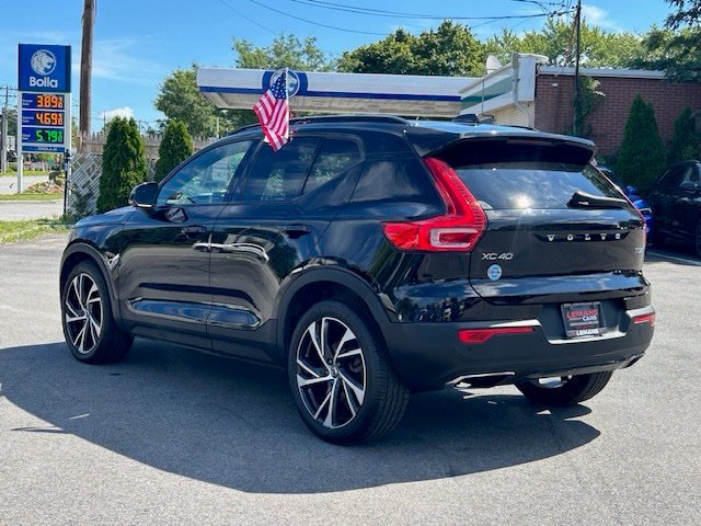 Used 2020 Volvo XC40 T5 R-Design AWD/4WD image 7