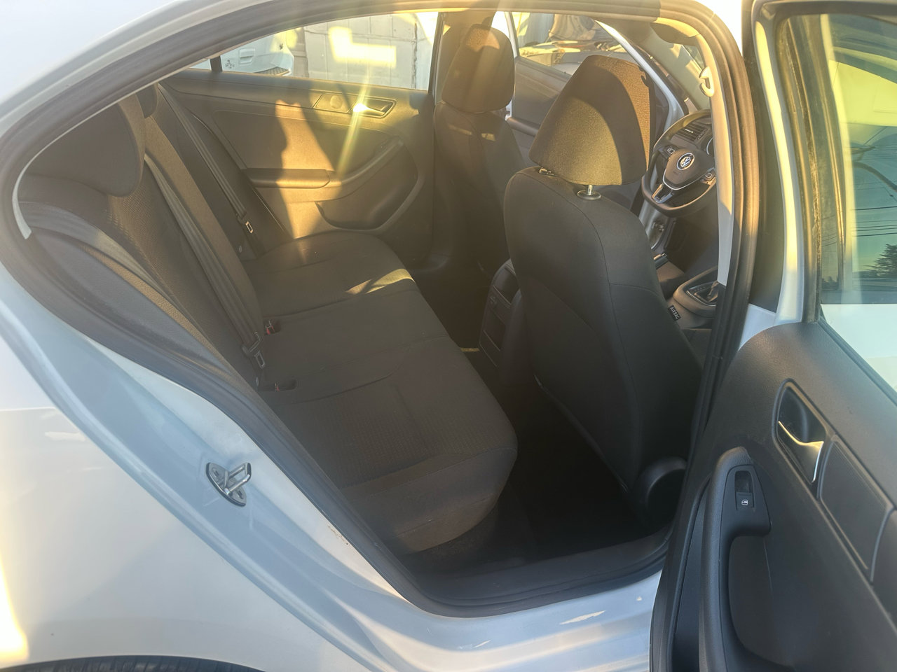 Used 2016 Volkswagen Jetta S image 13