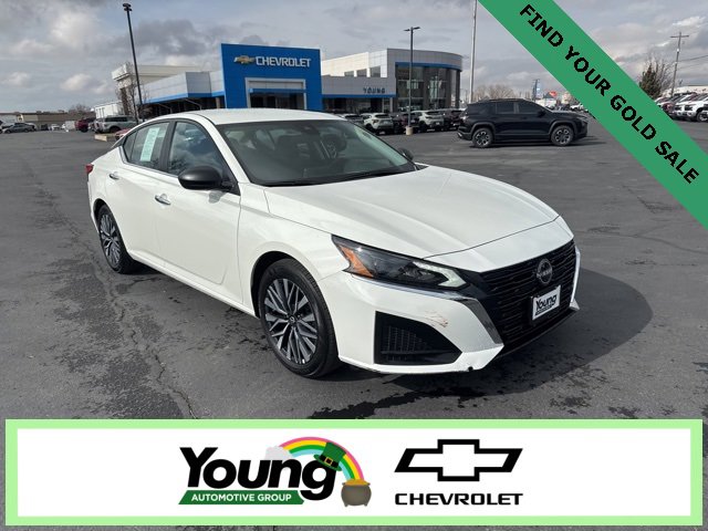 Used 2025 Nissan Altima 2.5 SV