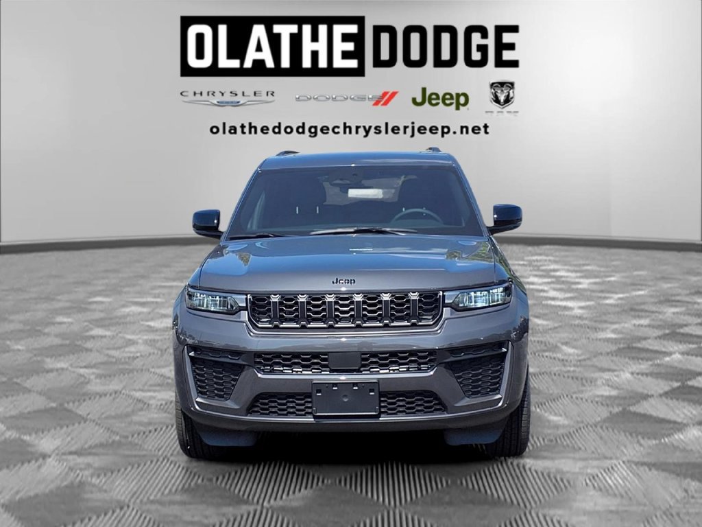 New 2026 Jeep Grand Cherokee Altitude AWD/4WD image 27