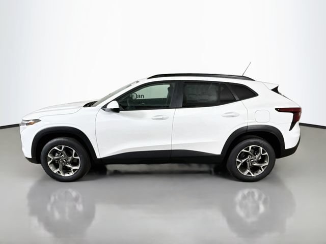 New 2026 Chevrolet Trax LT w/ Driver Confidence Package FWD image 4