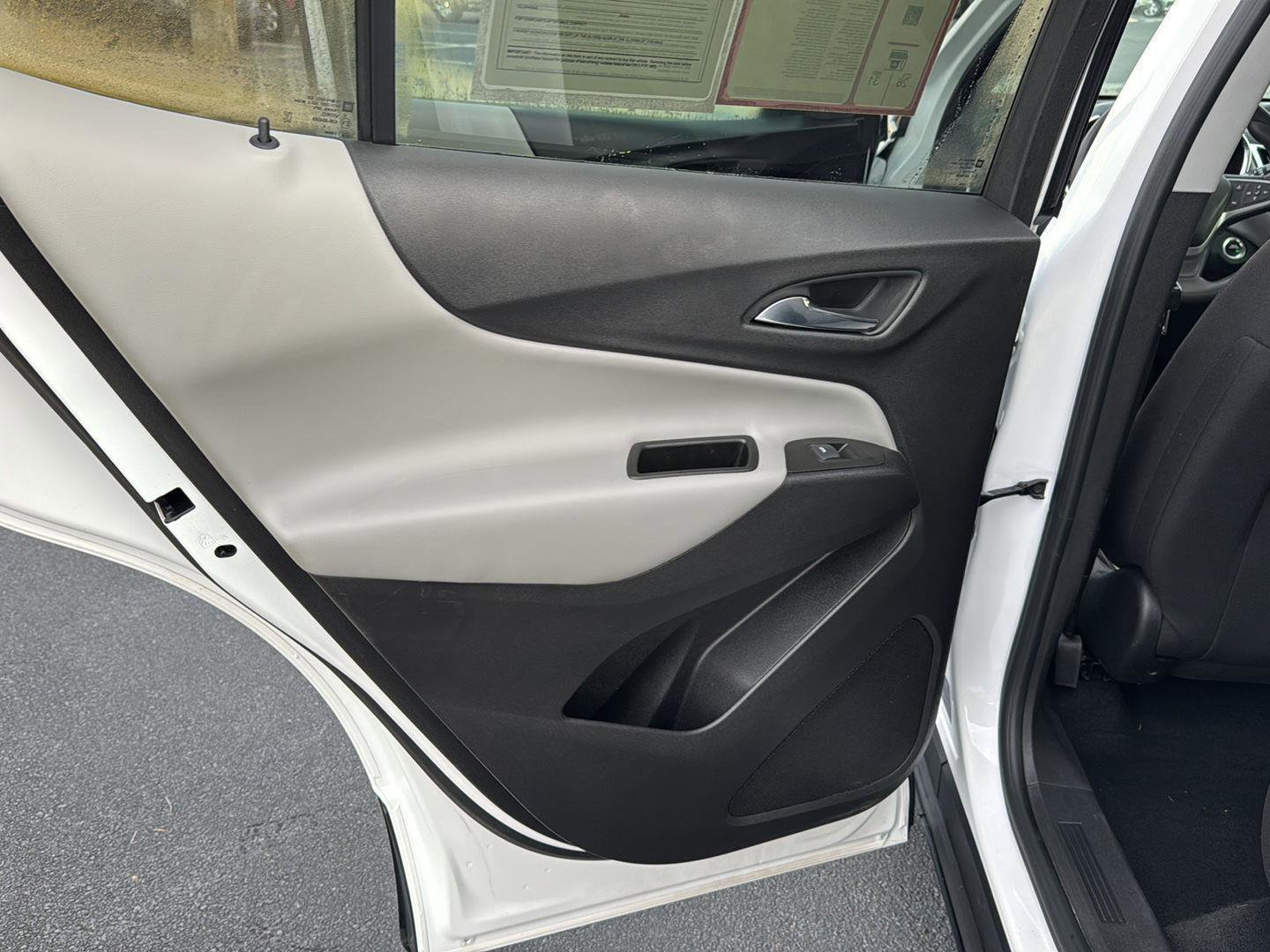 Used 2022 Chevrolet Equinox LT image 15