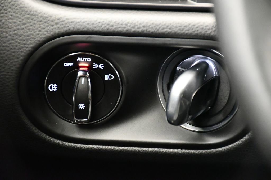 Used 2024 Porsche Macan S image 26